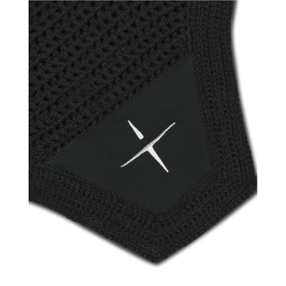 Trolle Projects - Knitted soundles hut 