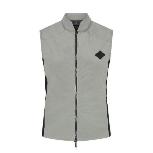 Trolle Projects - Graphene body warmer