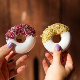 Candy Horse - Donuts m. rød og blå kornblomst og humle
