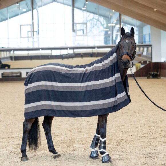 HorseGuard - Stribet fleece tæppe 