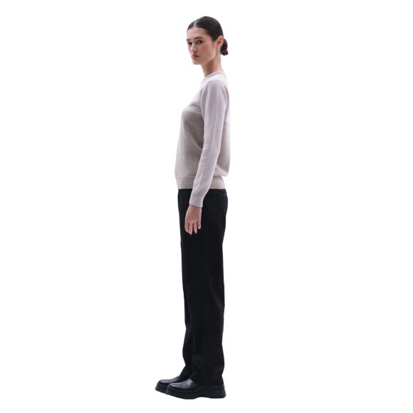Trolle Projects - Cashmere & Wool star logo sweater